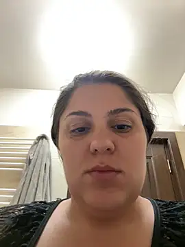 Layla- online show from October 6, 9:56 pm