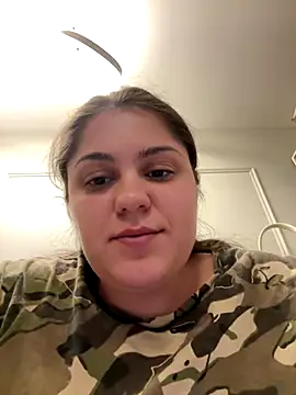 Layla- online show from October 31, 2:34 am