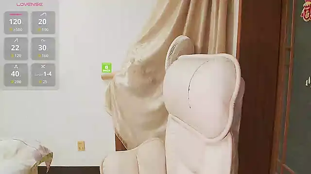 Iris-baby online show from April 8, 1:33 pm