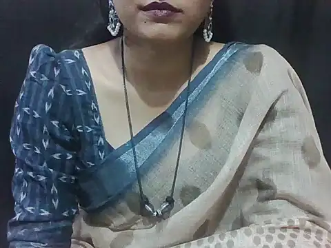 Snapshot of sugandha_bhabhi chatting on April 3, 5:22 pm sugandha bhabhi online show from April 3, 5:22 pm