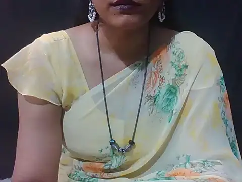 Snapshot of sugandha_bhabhi chatting on April 26, 4:59 pm sugandha bhabhi online show from April 26, 4:59 pm