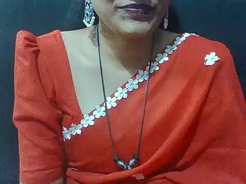 Snapshot of sugandha_bhabhi chatting on April 30, 4:35 pm sugandha bhabhi online show from April 30, 4:35 pm