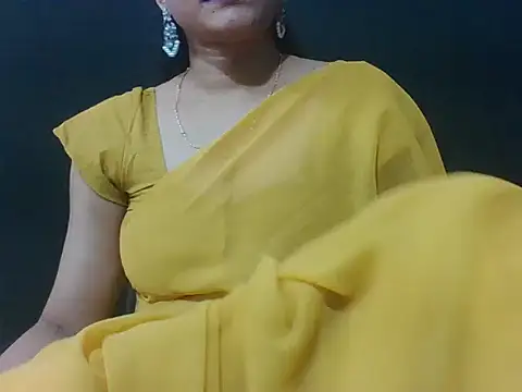 Snapshot of sugandha_bhabhi chatting on May 30, 4:37 pm sugandha bhabhi online show from May 30, 4:37 pm