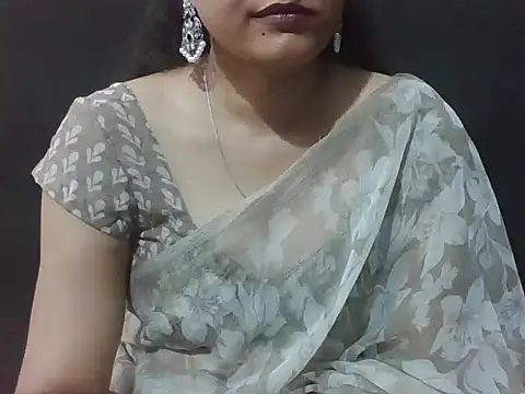 Snapshot of sugandha_bhabhi chatting on June 16, 4:42 pm sugandha bhabhi online show from June 16, 4:42 pm