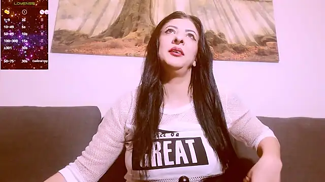 Snapshot of Alina_eve chatting on March 31, 7:20 am Alina eve online show from March 31, 7:20 am