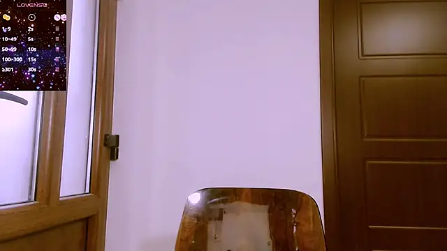 Snapshot of Alina_eve chatting on April 25, 4:37 pm Alina eve online show from April 25, 4:37 pm
