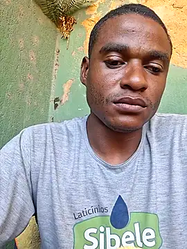 predadorr29 online show from February 28, 3:04 pm