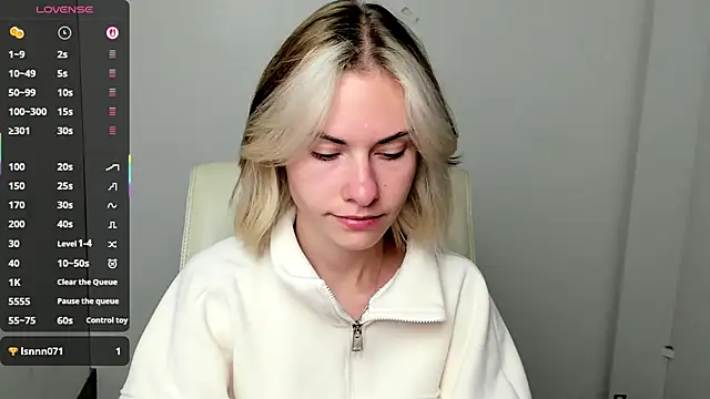 Fiona Night online show from September 25, 5:22 am