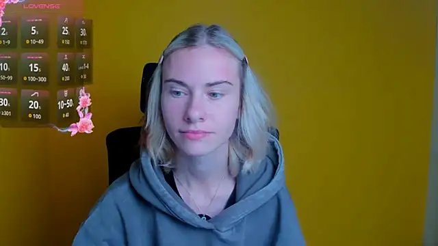 Fiona Night online show from October 10, 6:34 am