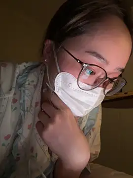 Snapshot of xiaoyusu-88 chatting on April 7, 3:12 pm xiaoyusu-88 online show from April 7, 3:12 pm