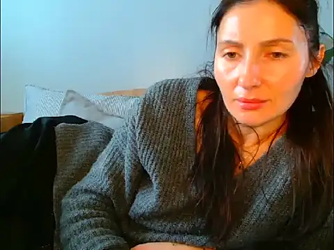 Irina9793 online show from February 9, 11:47 am