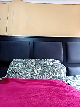 Snapshot of JuicyMilkyTizzy chatting on March 16, 11:58 am JuicyMilkyTizzy online show from March 16, 11:58 am