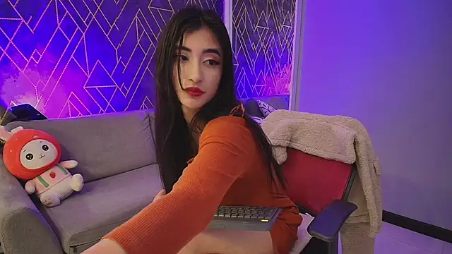Snapshot of Tahara_Romanov chatting on March 17, 12:25 pm Tahara Romanov online show from March 17, 12:25 pm
