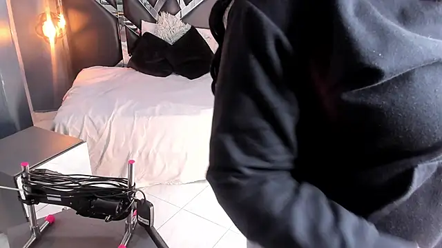 Snapshot of Melissa_23_ chatting on September 24, 2:48 am Melissa 23  online show from September 24, 2:48 am