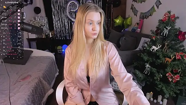 Beatrice 7 online show from January 14, 9:52 pm