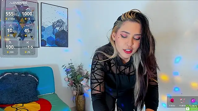 naughty fox girl online show from February 7, 11:41 pm