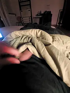 Cazzettostorto99 online show from October 9, 9:46 pm