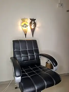 Snapshot of Noor-Bold chatting on March 16, 9:47 pm Noor-Bold online show from March 16, 9:47 pm