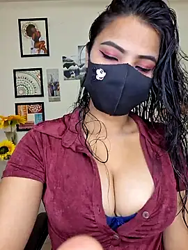 Snapshot of Noor-Bold chatting on December 15, 1:43 am Noor-Bold online show from December 15, 1:43 am