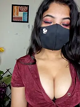 Snapshot of Noor-Bold chatting on February 23, 4:32 am Noor-Bold online show from February 23, 4:32 am