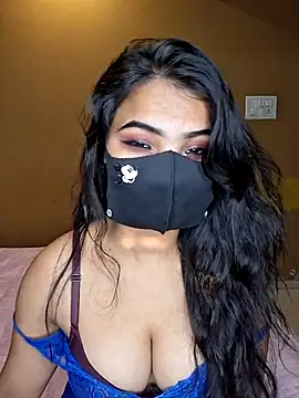 Snapshot of Noor-Bold chatting on March 3, 3:56 am Noor-Bold online show from March 3, 3:56 am