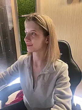 amorearte m online show from March 18, 11:09 pm