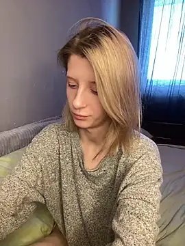 amorearte m online show from March 22, 2:25 pm