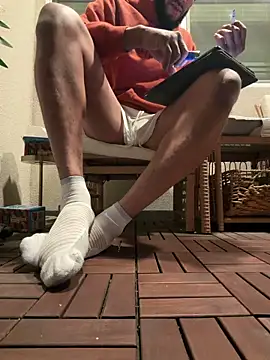 Snapshot of cubanc0ck chatting on April 20, 5:21 am cubanc0ck online show from April 20, 5:21 am