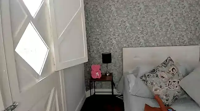 Snapshot of Brendalamar chatting on March 18, 8:26 pm Brendalamar online show from March 18, 8:26 pm
