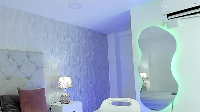 Snapshot of Maria_Angel01_ chatting on March 7, 6:13 am Maria Angel01 online show from March 7, 6:13 am