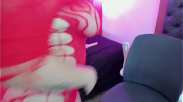 Snapshot of DANESKA_HILLER chatting on March 19, 10:31 pm DANESKA HILLER online show from March 19, 10:31 pm