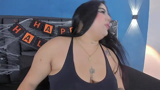 Snapshot of DANESKA_HILLER chatting on October 25, 7:19 pm DANESKA HILLER online show from October 25, 7:19 pm