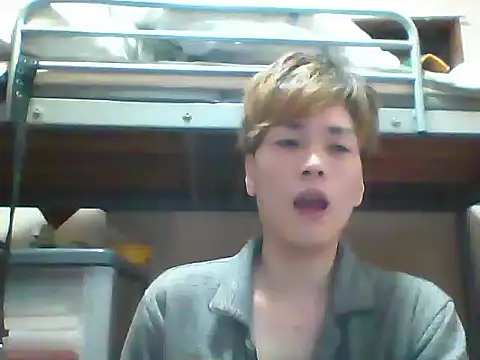 Snapshot of mgnhiroyuki chatting on February 28, 12:42 pm mgnhiroyuki online show from February 28, 12:42 pm