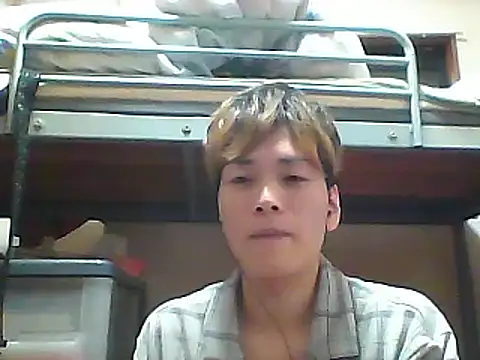 Snapshot of mgnhiroyuki chatting on March 9, 7:45 am mgnhiroyuki online show from March 9, 7:45 am