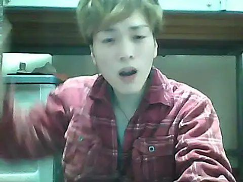 Snapshot of mgnhiroyuki chatting on March 15, 10:57 am mgnhiroyuki online show from March 15, 10:57 am