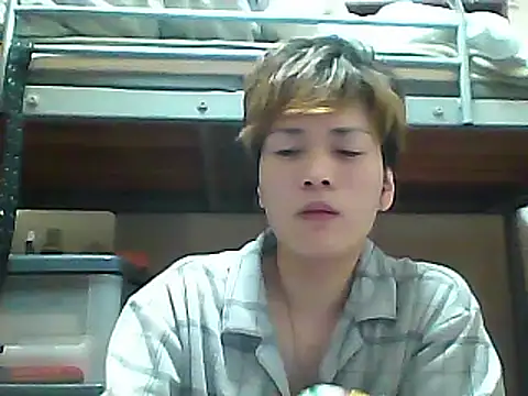 Snapshot of mgnhiroyuki chatting on March 16, 5:50 pm mgnhiroyuki online show from March 16, 5:50 pm