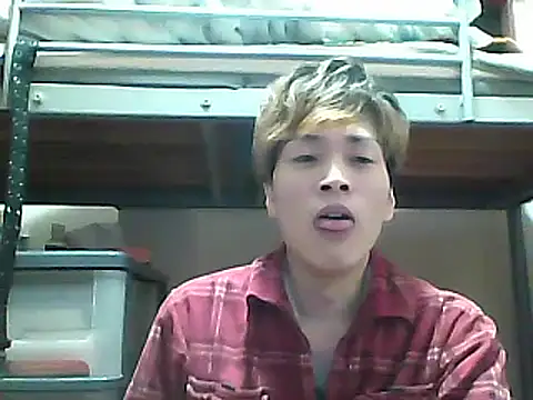 Snapshot of mgnhiroyuki chatting on March 19, 1:40 pm mgnhiroyuki online show from March 19, 1:40 pm