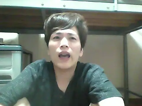 Snapshot of mgnhiroyuki chatting on September 12, 4:07 pm mgnhiroyuki online show from September 12, 4:07 pm