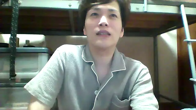 Snapshot of mgnhiroyuki chatting on September 15, 9:20 am mgnhiroyuki online show from September 15, 9:20 am