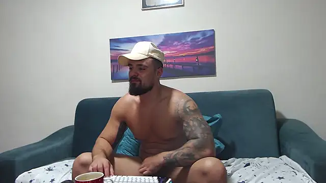 Snapshot of Tiberius_hunk chatting on September 26, 4:16 am Tiberius hunk online show from September 26, 4:16 am