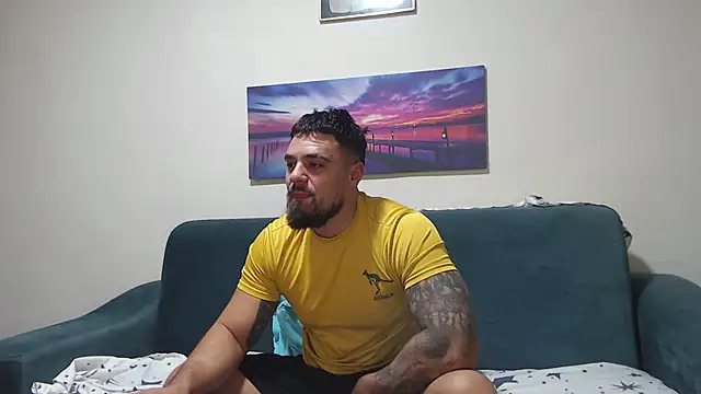 Snapshot of Tiberius_hunk chatting on October 16, 3:18 am Tiberius hunk online show from October 16, 3:18 am