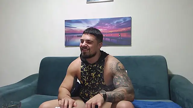 Snapshot of Tiberius_hunk chatting on November 17, 5:19 pm Tiberius hunk online show from November 17, 5:19 pm