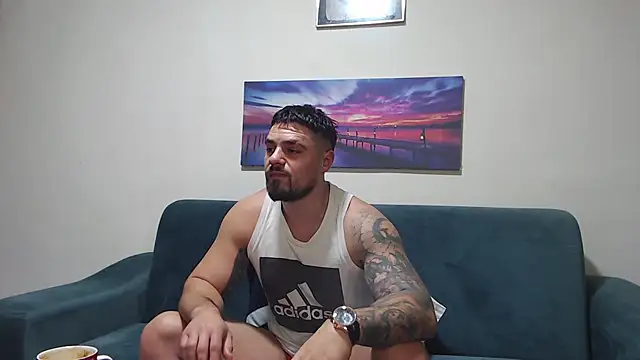 Snapshot of Tiberius_hunk chatting on November 27, 7:21 am Tiberius hunk online show from November 27, 7:21 am