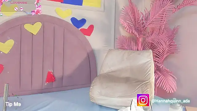 Hanaahquinn online show from June 17, 1:12 pm