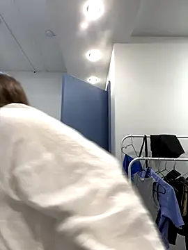 HannaJohnson online show from November 21, 6:01 am