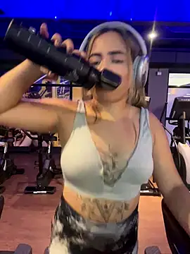 lunaxxx 69 online show from October 7, 9:34 pm