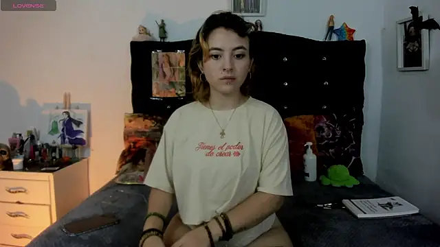 young jung online show from November 29, 9:07 pm