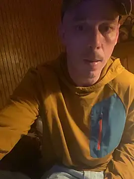 Snapshot of Mac_ThunderCock chatting on February 26, 4:44 am Mac ThunderCock online show from February 26, 4:44 am