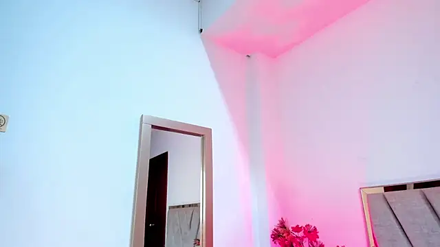AriaSkyy  online show from March 6, 10:26 pm