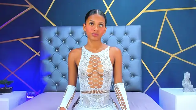 Lia Taylor1 online show from October 1, 7:31 pm